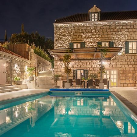 Villa Joe Čilipi エクステリア 写真