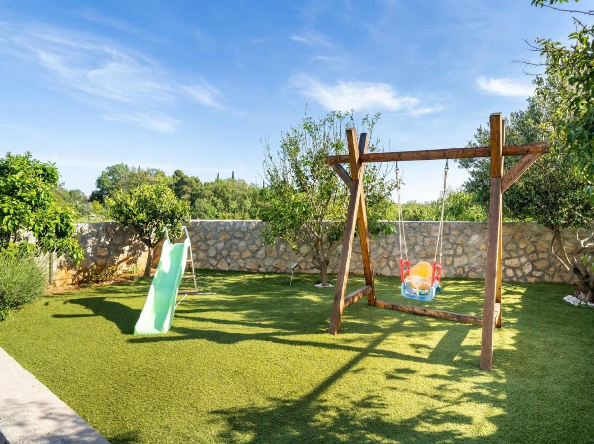 Villa Joe Čilipi エクステリア 写真