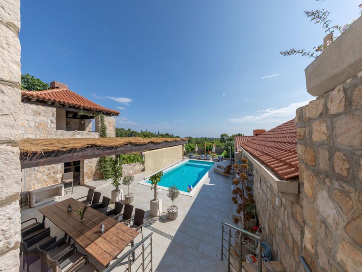 Villa Joe Čilipi エクステリア 写真